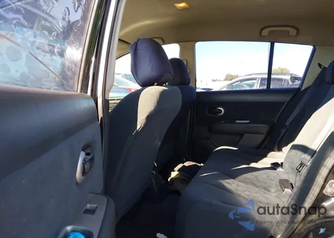 2010 Nissan Versa 1.8S из США, поврежденный, VIN 3N1BC1CP9AL419888